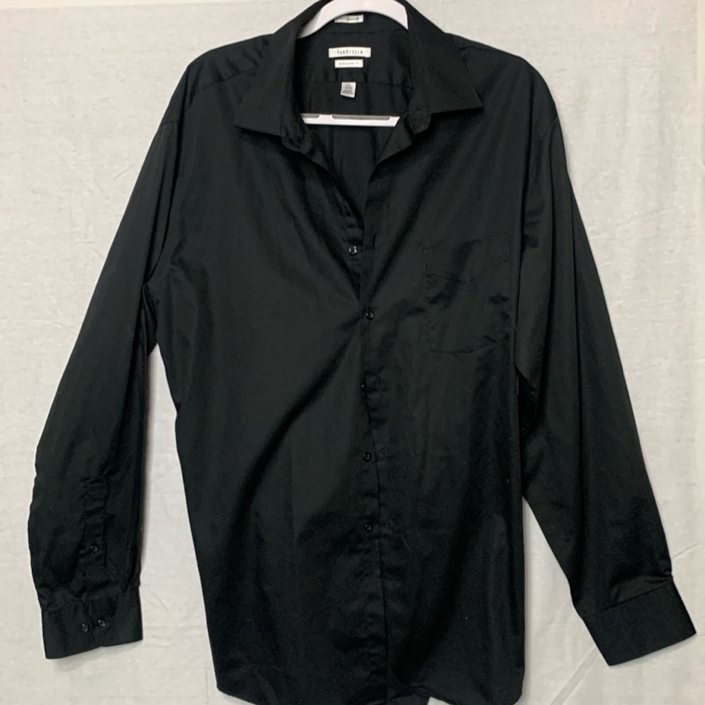 Van Heusen men’s dress shirt regular fit neck size 17 1/2 sleeve 34/35